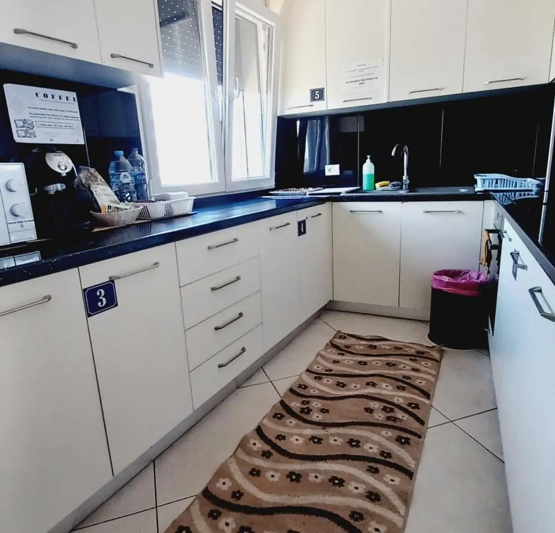 Guesthouse Bela 티라나 0*,  알바니아